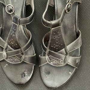 Clarks bendable Black Sandals